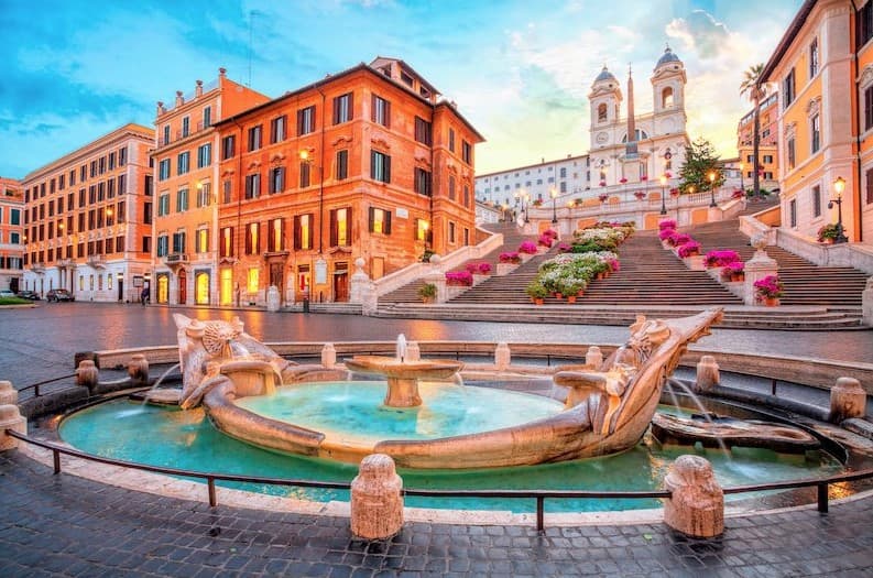 Piazza di Spagna Piazza di Spagna